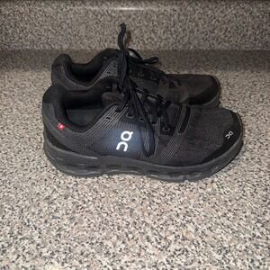 On Cloud 5 Womens Size 8 Black Running Shoes Sneakers CloudTec Lightweigh